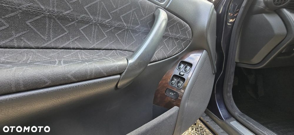 Mercedes-Benz Klasa C 270 CDI Avantgarde - 6