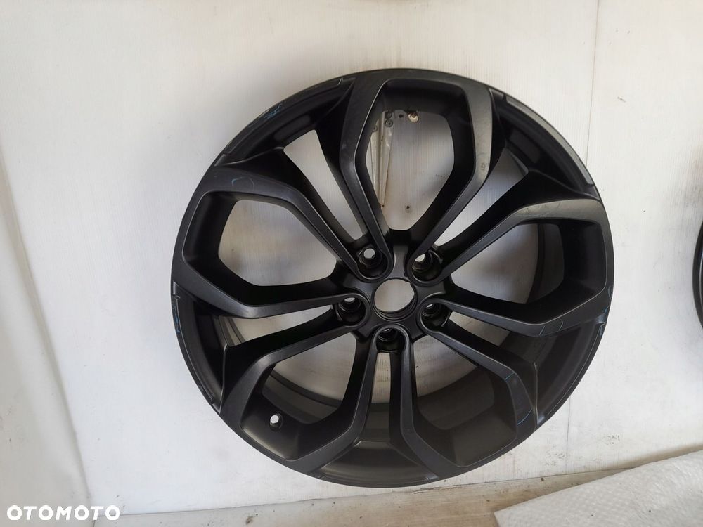 Felga aluminiowa Renault 6.5" x 20" 5x114.3 ET33 - 1