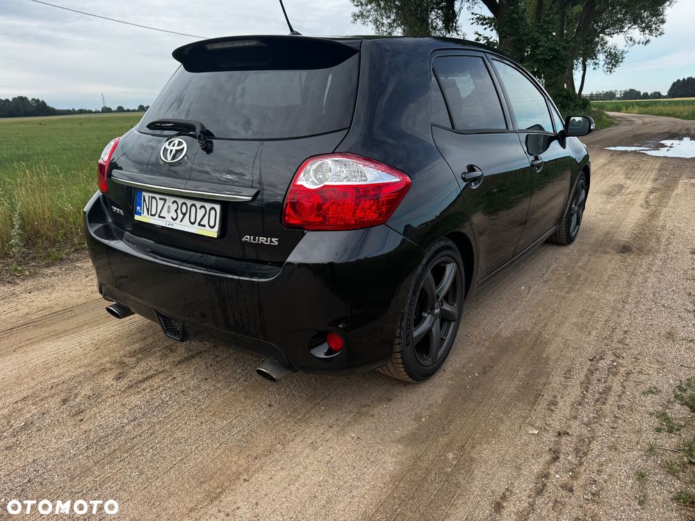 Toyota Auris 1.6 2010 - 7