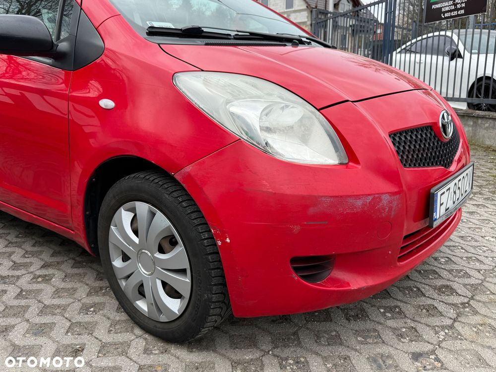 Toyota Yaris 1.3 Luna A/C - 4