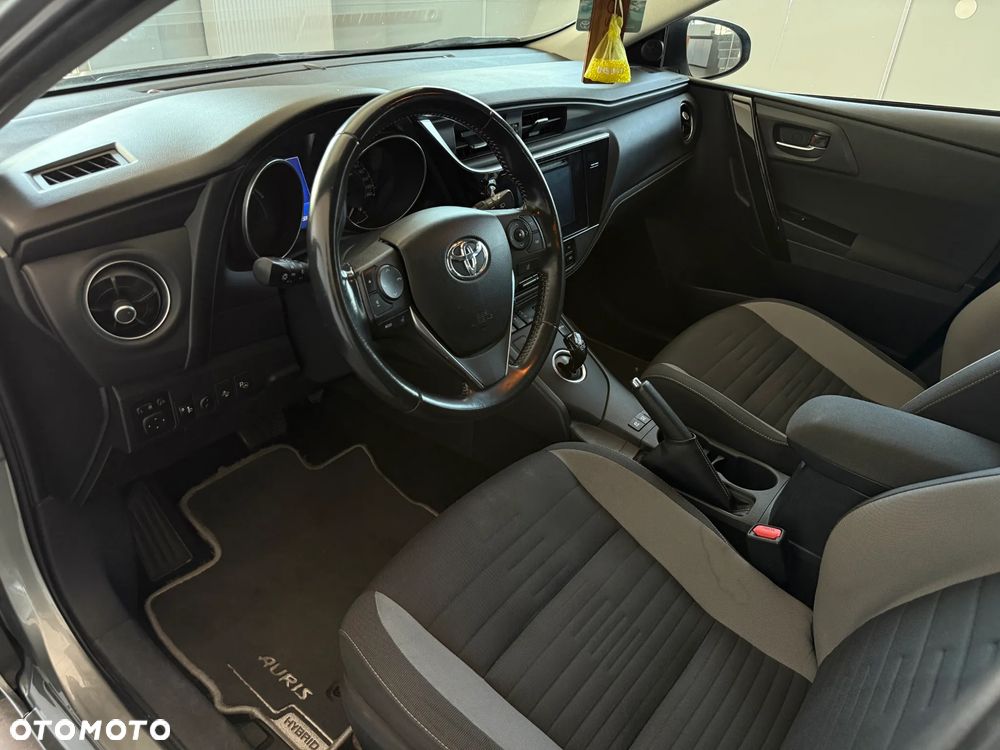 Toyota Auris Hybrid 135 Premium - 14