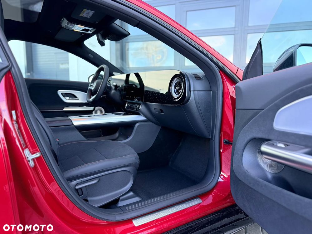 Mercedes-Benz CLA - 20