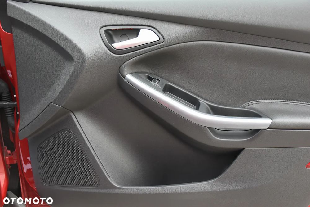 Ford Focus 1.6 EcoBoost Start-Stopp-System Titanium - 26