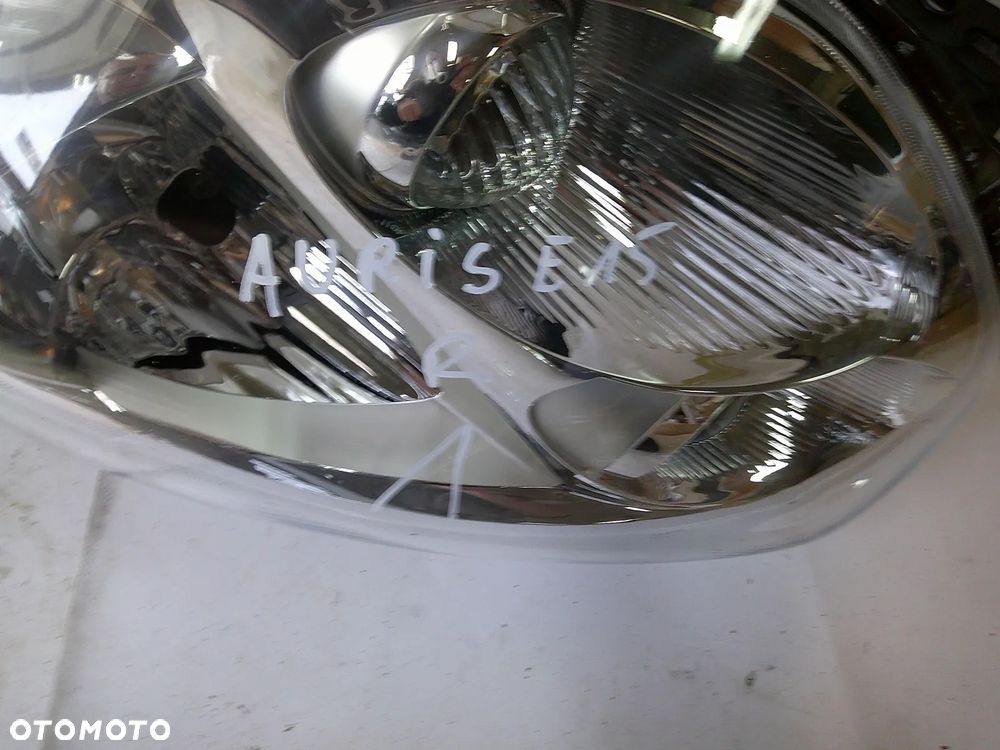 toyota auris 1 e15 przed lift lampa przód prawa przednia nowa - 5