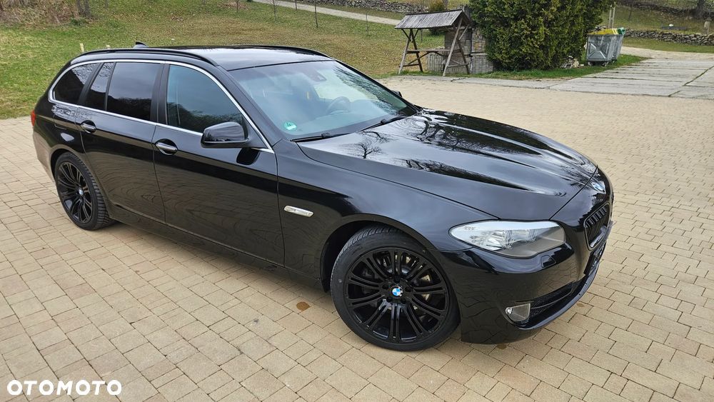 BMW Seria 5 525d xDrive Sport-Aut Modern Line - 4