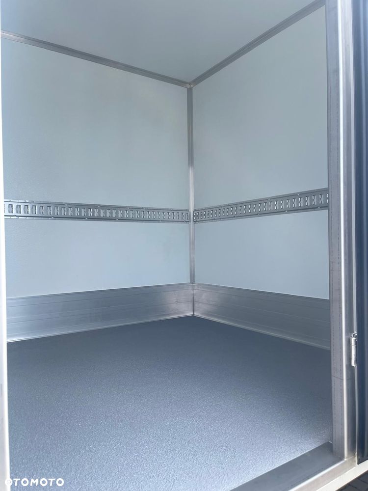 Volkswagen Crafter - 8