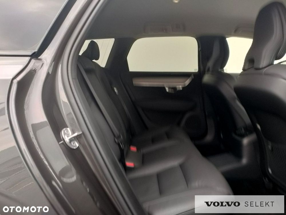 Volvo V90 - 16