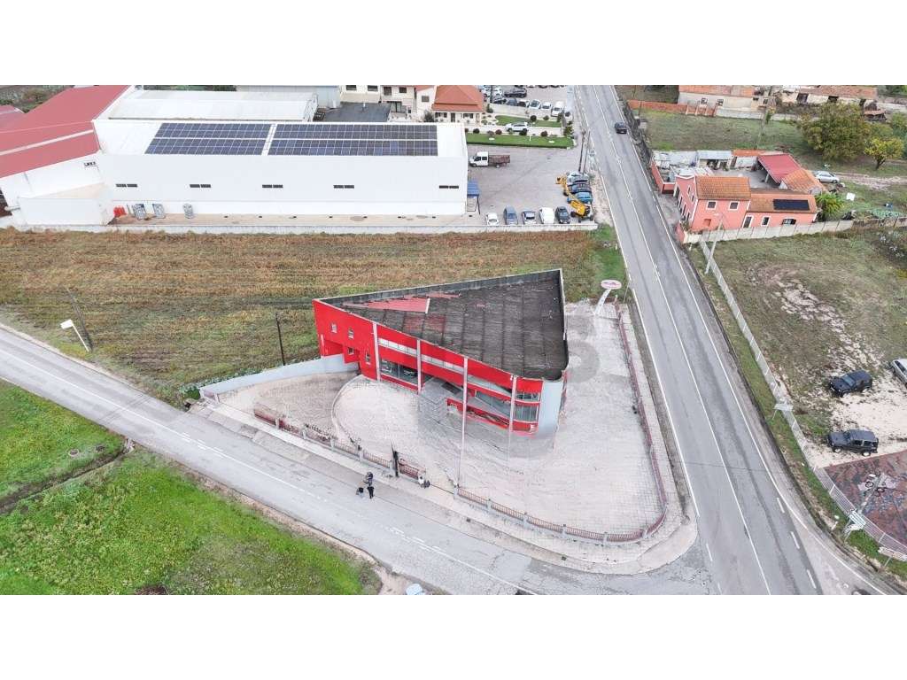 Oportunidade Única Stand em Carriço - Grande imagem: 2/15