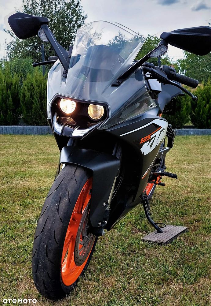 KTM RC 125 - 25
