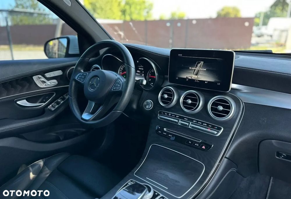 Mercedes-Benz GLC 300 4-Matic - 17