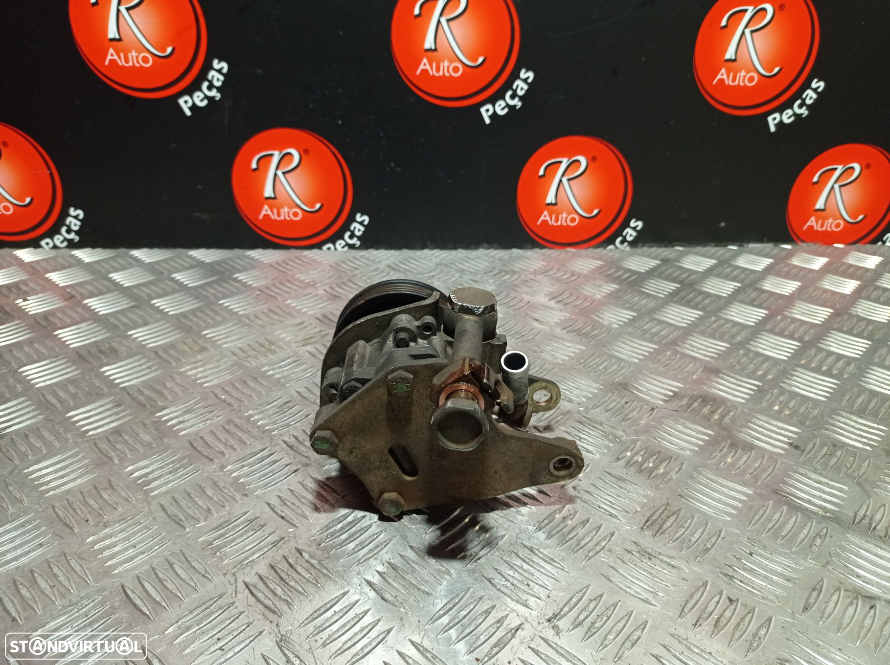 Bomba Direcção Assistida Nissan Micra Ii (K11) - 3