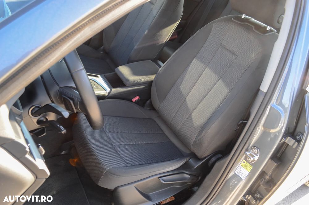 Audi A4 2.0 TDI DPF multitronic Ambiente - 26