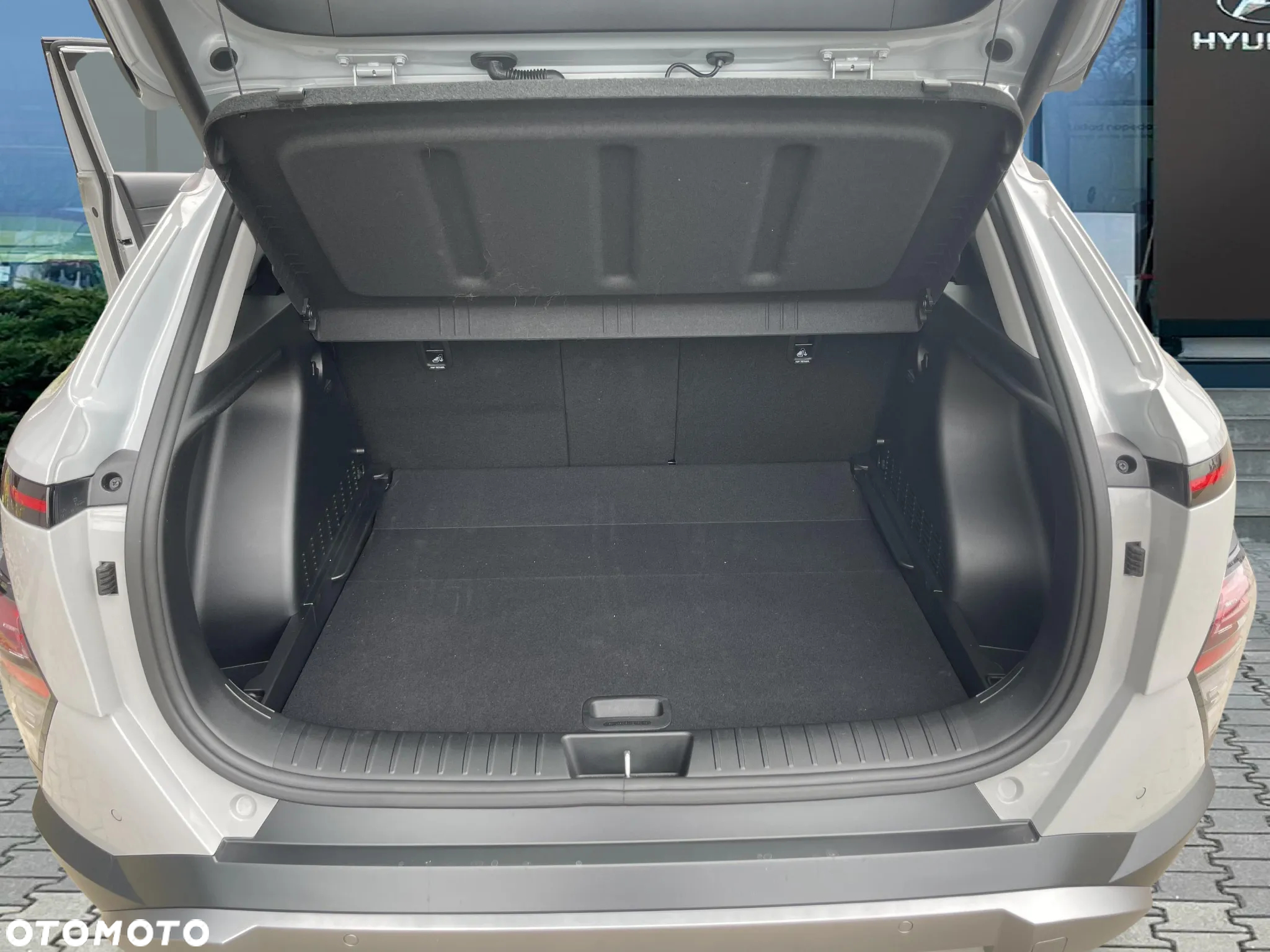 Hyundai Kona 1.6 GDI Hybrid Executive DCT - 17