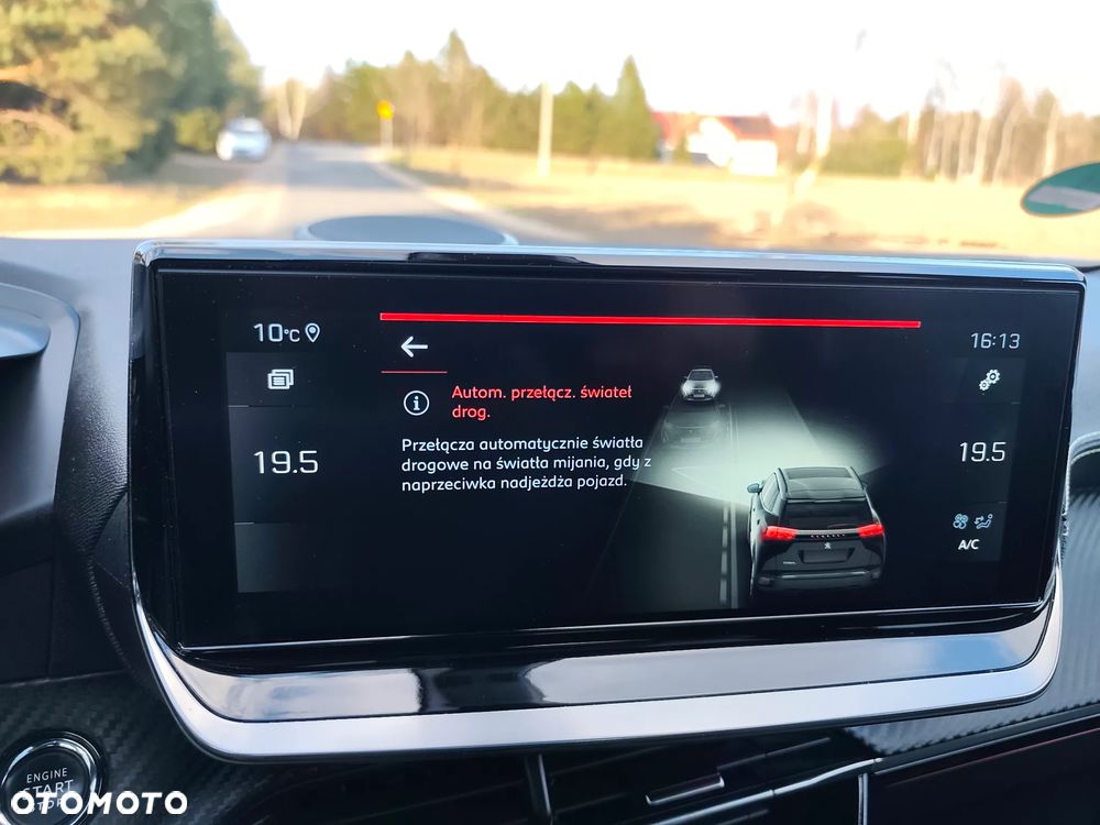 Peugeot 2008 1.5 BlueHDi GT S&S - 23