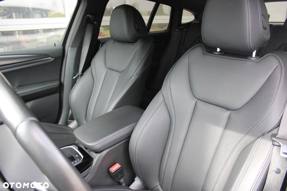 BMW X4 xDrive20d mHEV M Sport sport - 24
