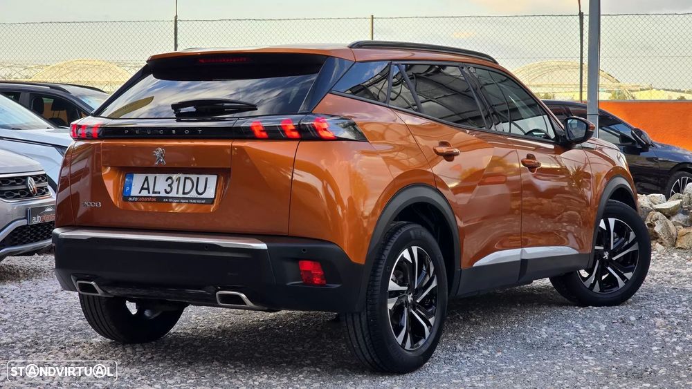 Peugeot 2008 1.2 PureTech Allure Pack EAT8 - 3