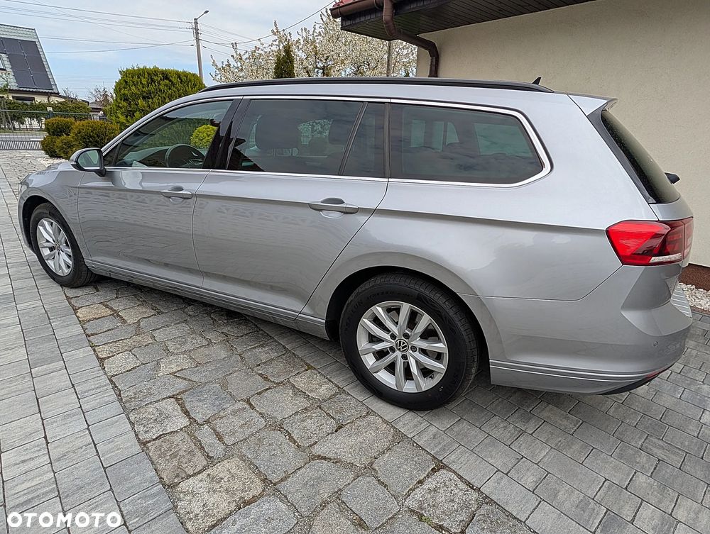 Volkswagen Passat 2.0 TDI SCR DSG - 14