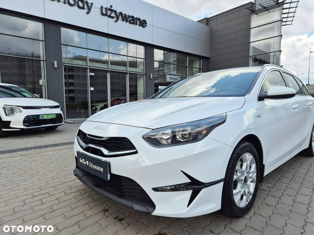 Kia Ceed 1.5 T-GDI M - 10