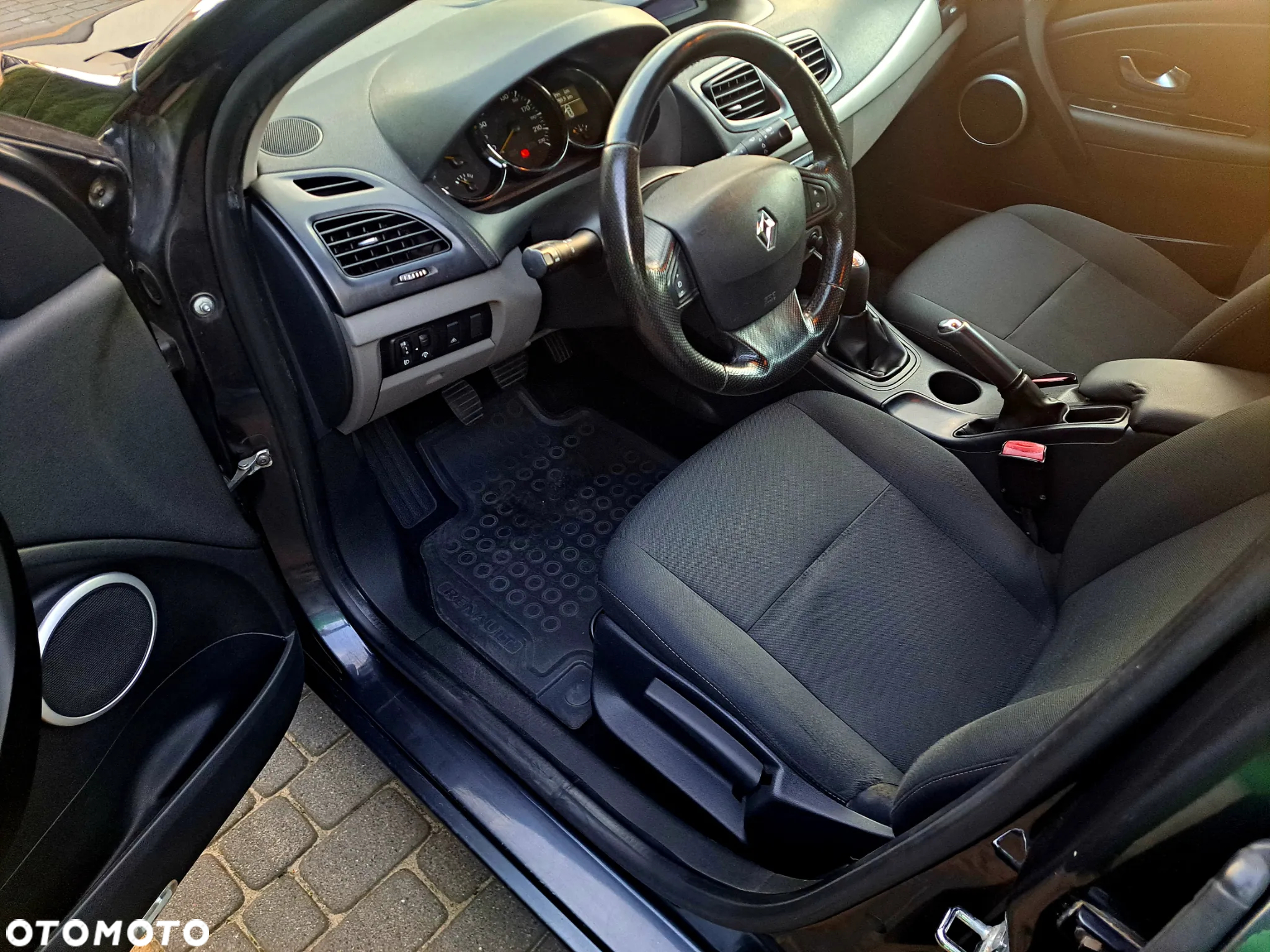 Renault Megane 1.6 16V Authentique - 9