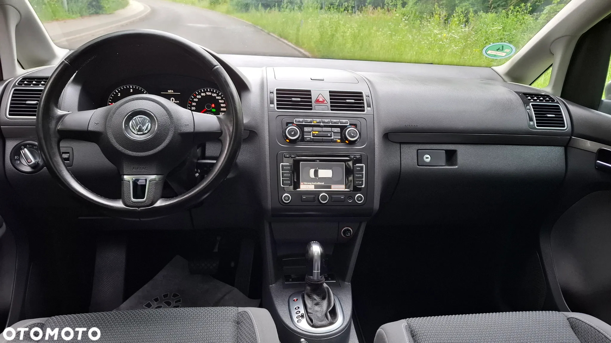 Volkswagen Touran 2.0 TDI DSG Highline - 24