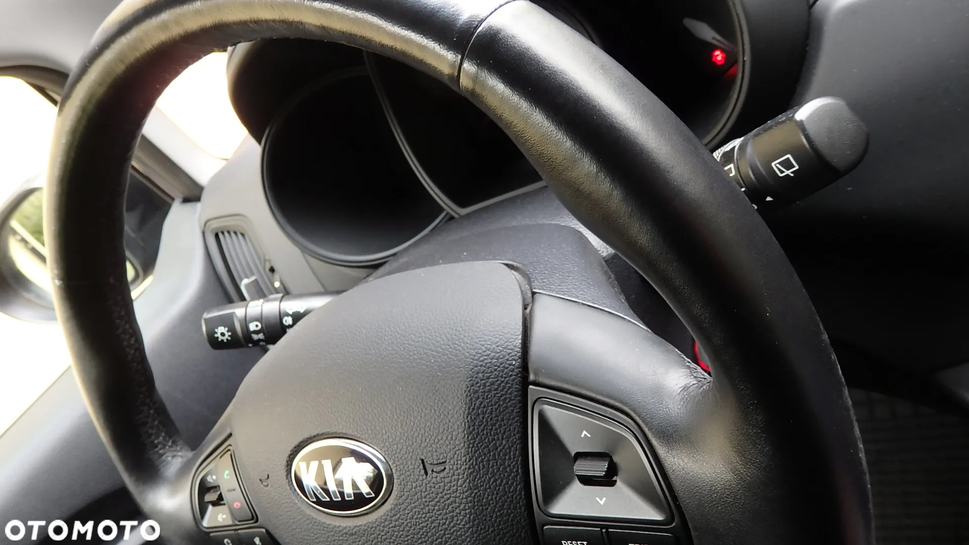 Kia Rio - 17