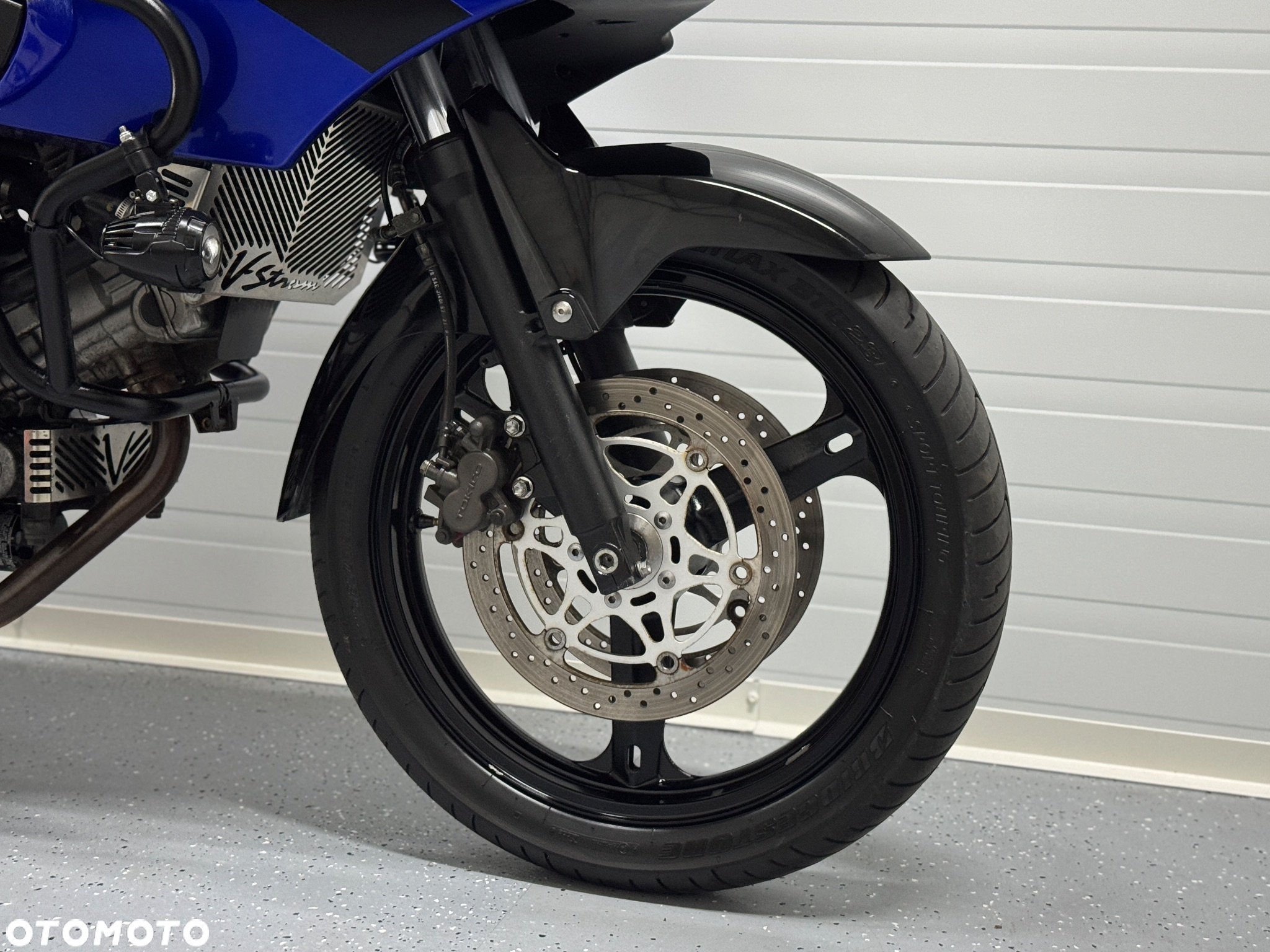 Suzuki V-STROM - 9