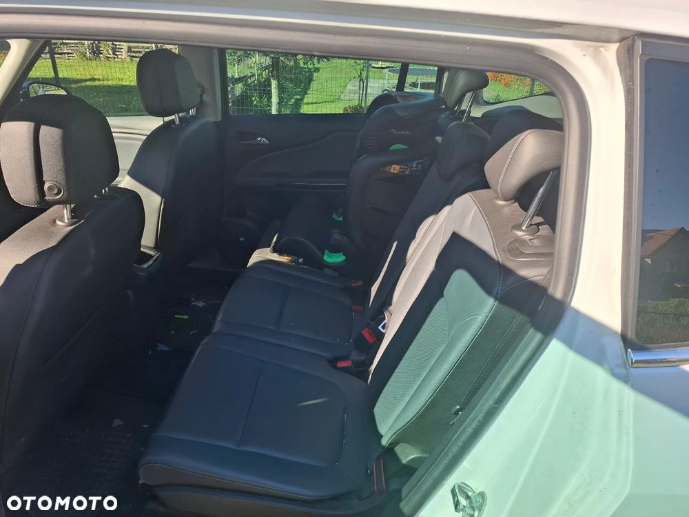 Opel Zafira - 6
