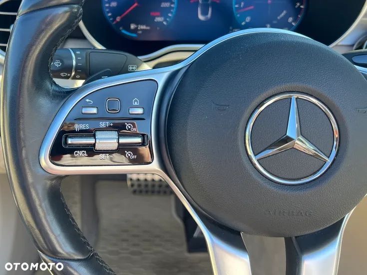 Mercedes-Benz Klasa C 300 T 4Matic 9G-TRONIC Avantgarde - 10