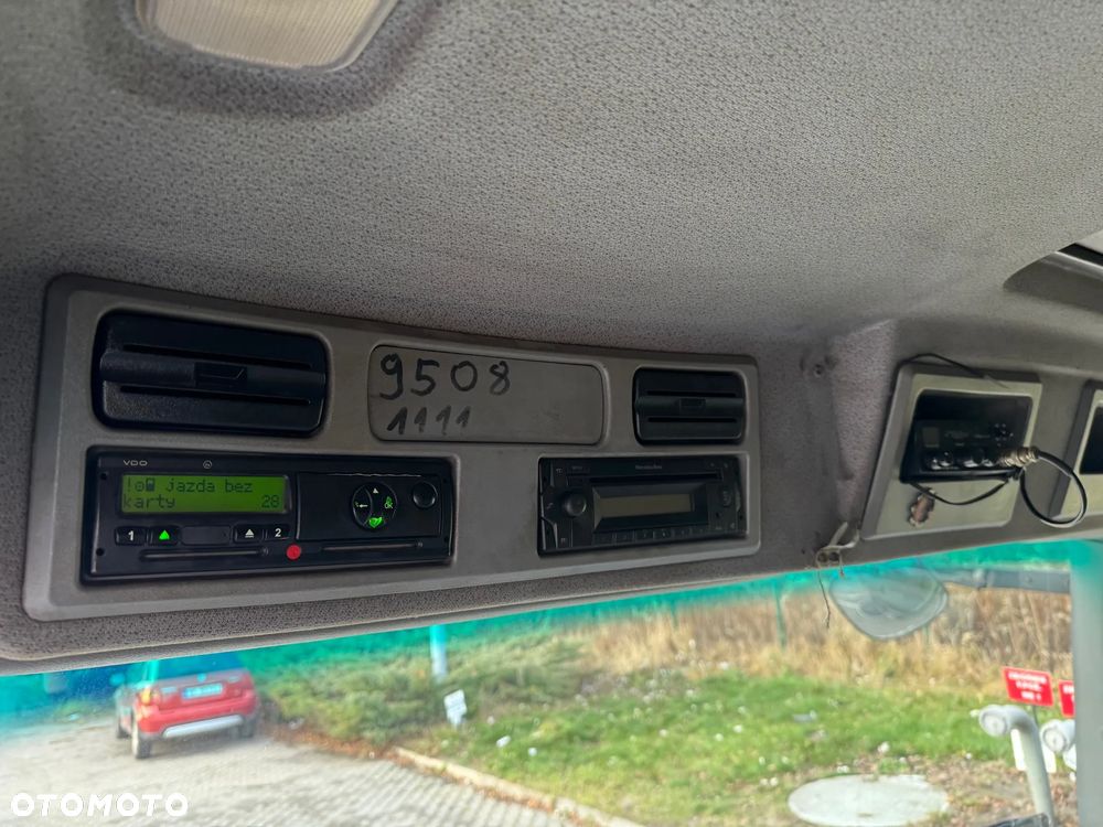 Mercedes-Benz ATEGO - 13