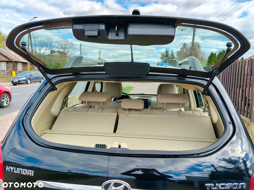 Hyundai Tucson 2.0 2WD Edition Plus - 17
