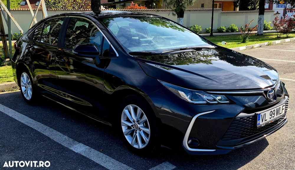 Toyota Corolla 1.8 HSD Dynamic - 3