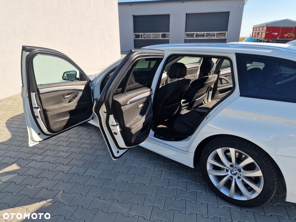 BMW Seria 5 520d - 14