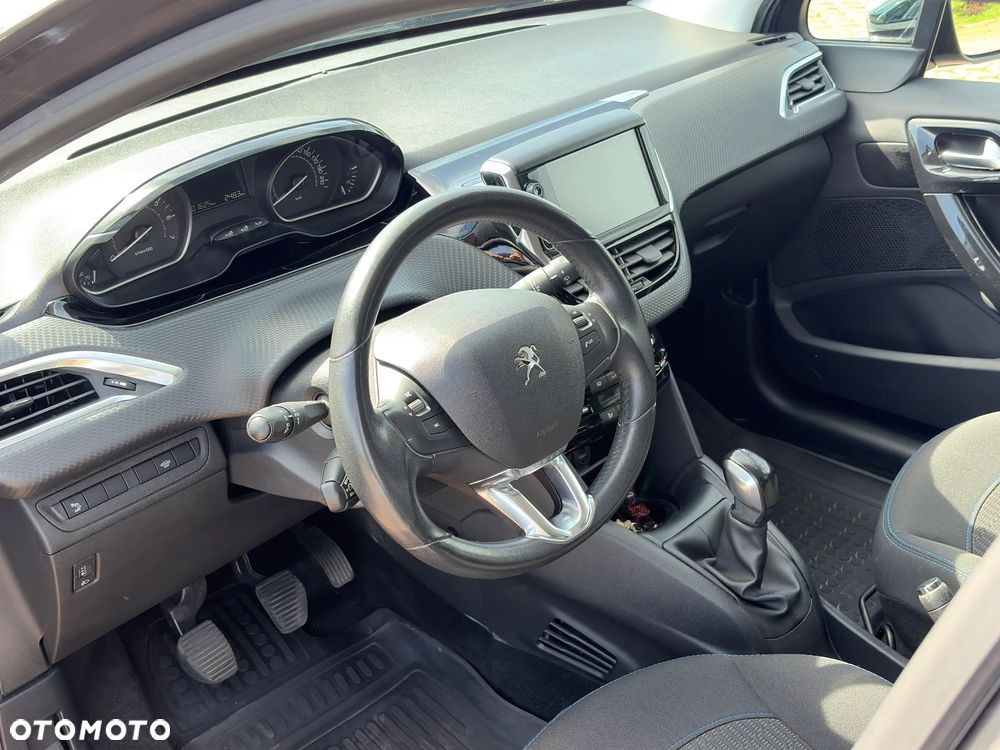 Peugeot 208 1.2 PureTech Style - 7