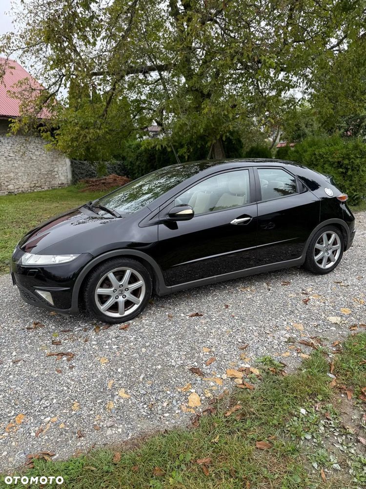 Honda Civic 1.8i-VTEC Automatik Executive - 10