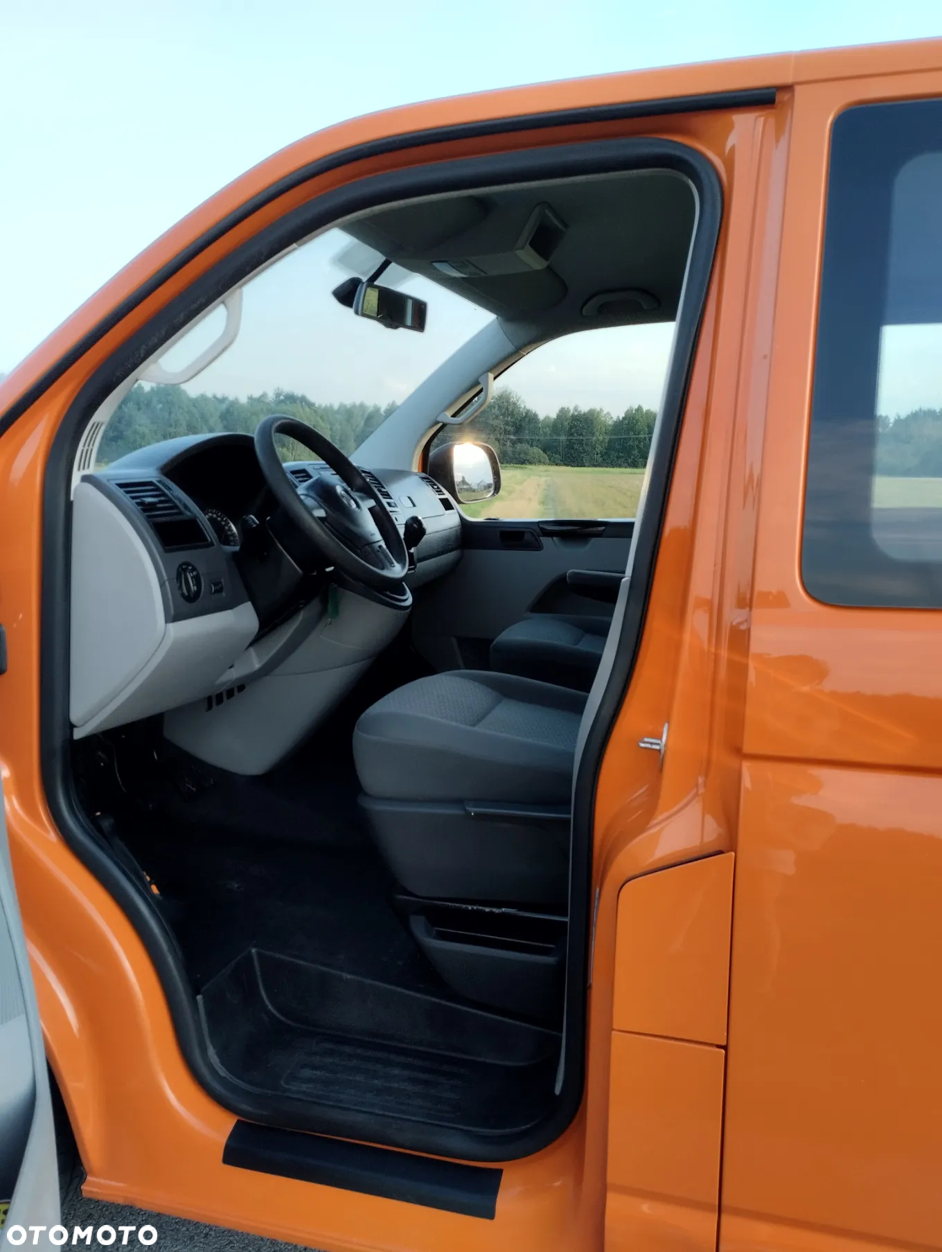 Volkswagen Transporter - 8