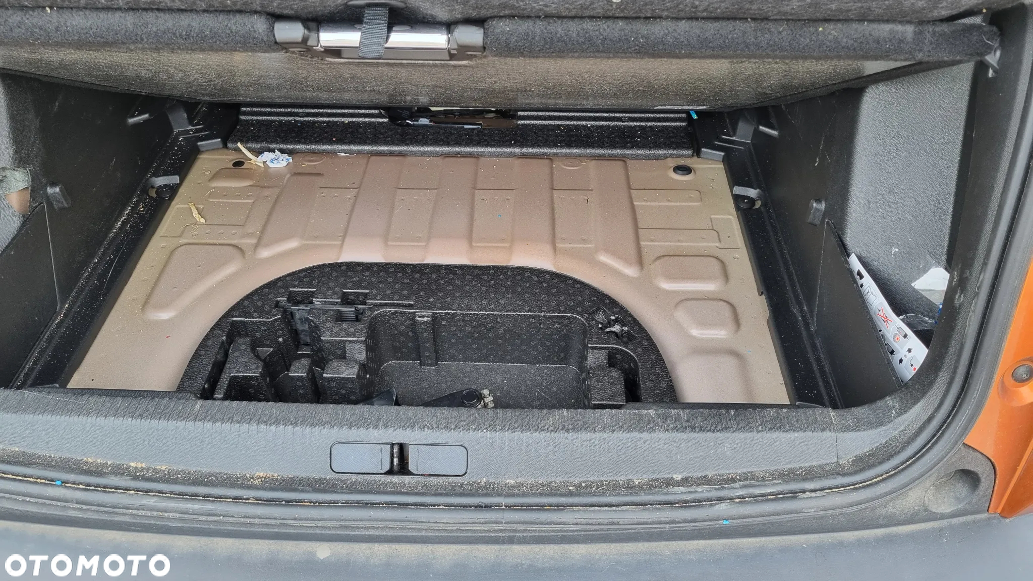Peugeot 2008 Elektro 136 Active - 18