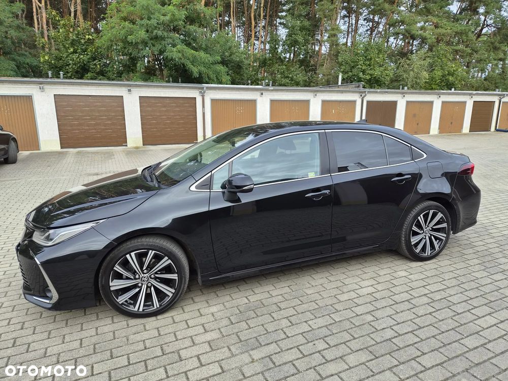 Toyota Corolla 1.8 Hybrid Executive - 3