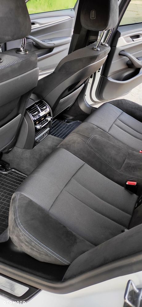 BMW Seria 5 530i mHEV M Sport sport - 24