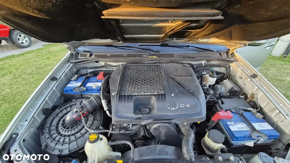 Toyota Hilux - 18