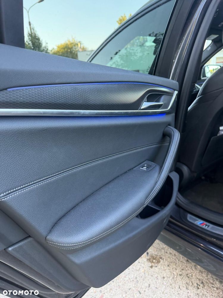 BMW Seria 5 520d xDrive M Sport Edition - 17