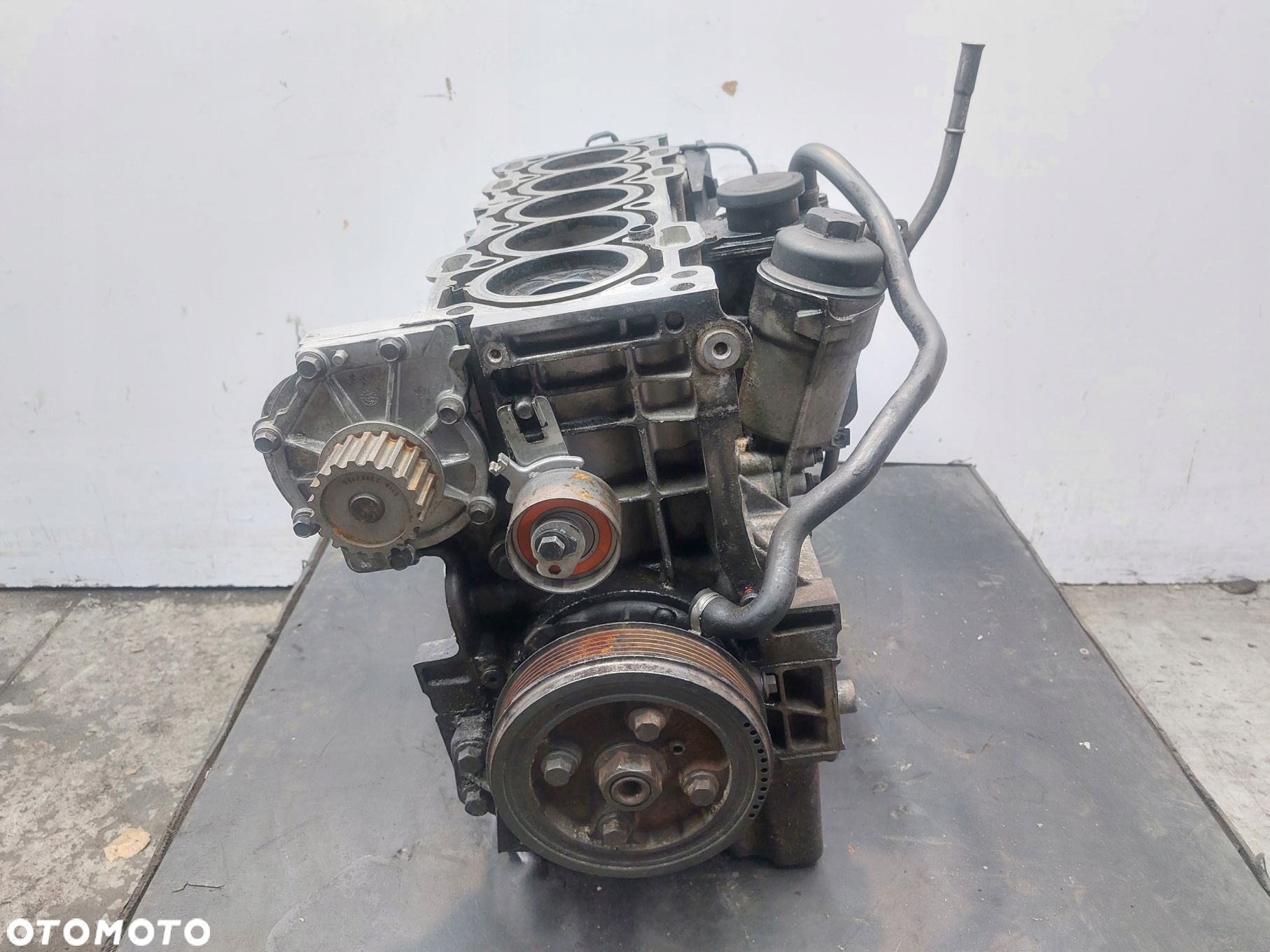 Blok silnika Volvo XC90 I V70 S80 XC70 2.4 D5 D5244T 2002- - 8