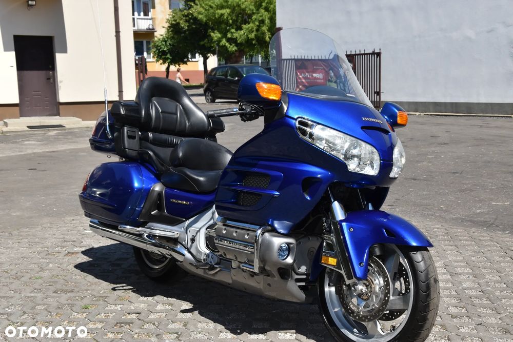 Honda GL - 6