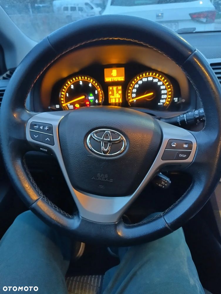 Toyota Avensis 2.0 D-4D Sol plus+NAVI - 5