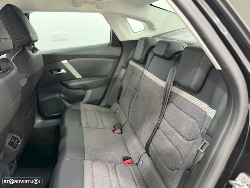 Citroën C4 X 1.2 PureTech Plus EAT8 - 6