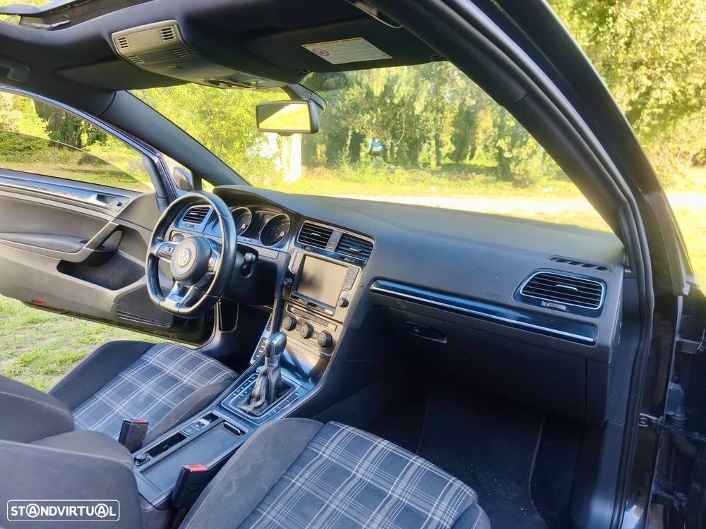 VW Golf 2.0 TDI GTD DSG - 7