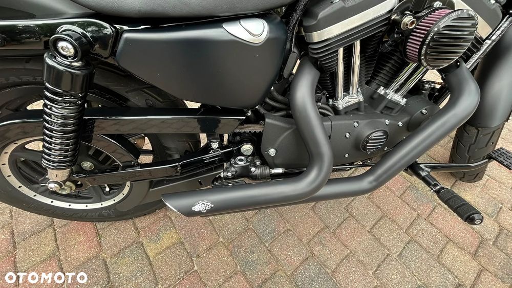 Harley-Davidson Sportster Iron 883 - 8