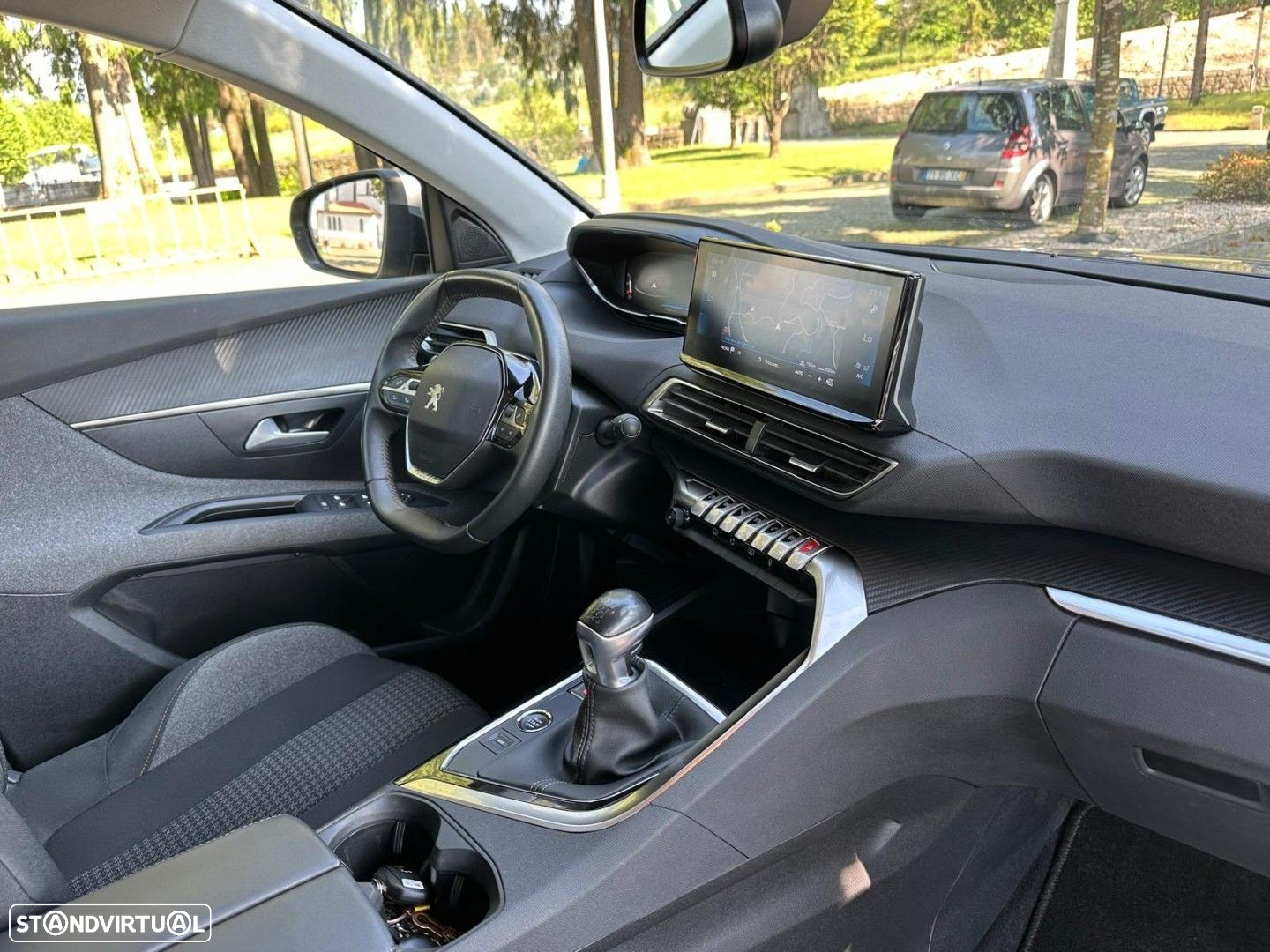 Peugeot 3008 1.5 BlueHDi Active - 26