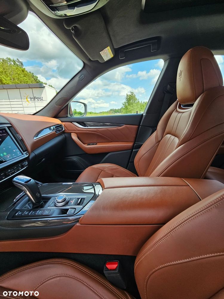Maserati Levante GT Hybrid - 18