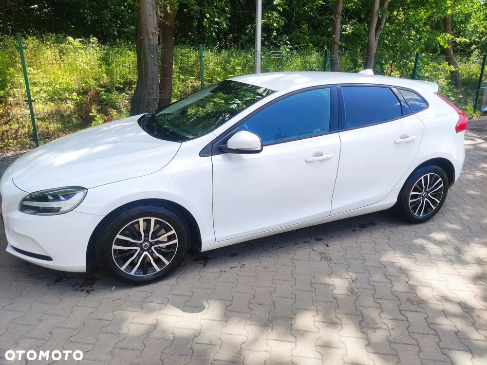 Volvo V40 T3 Drive-E Kinetic - 2