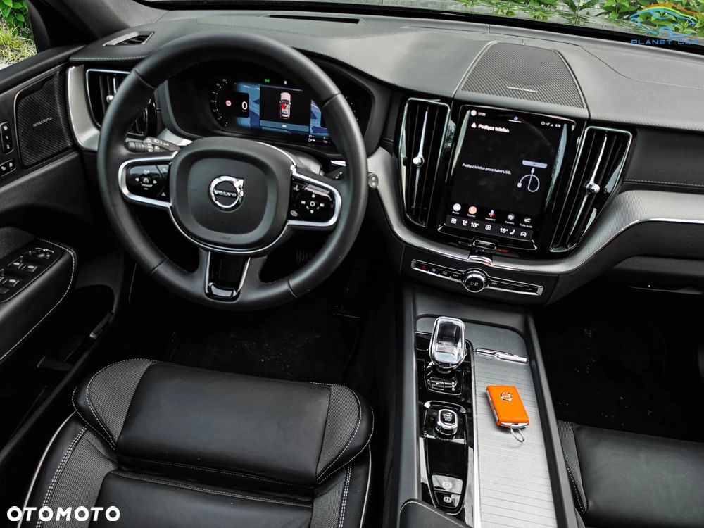 Volvo XC 60 T6 Plug-In Hybrid AWD Inscription - 20